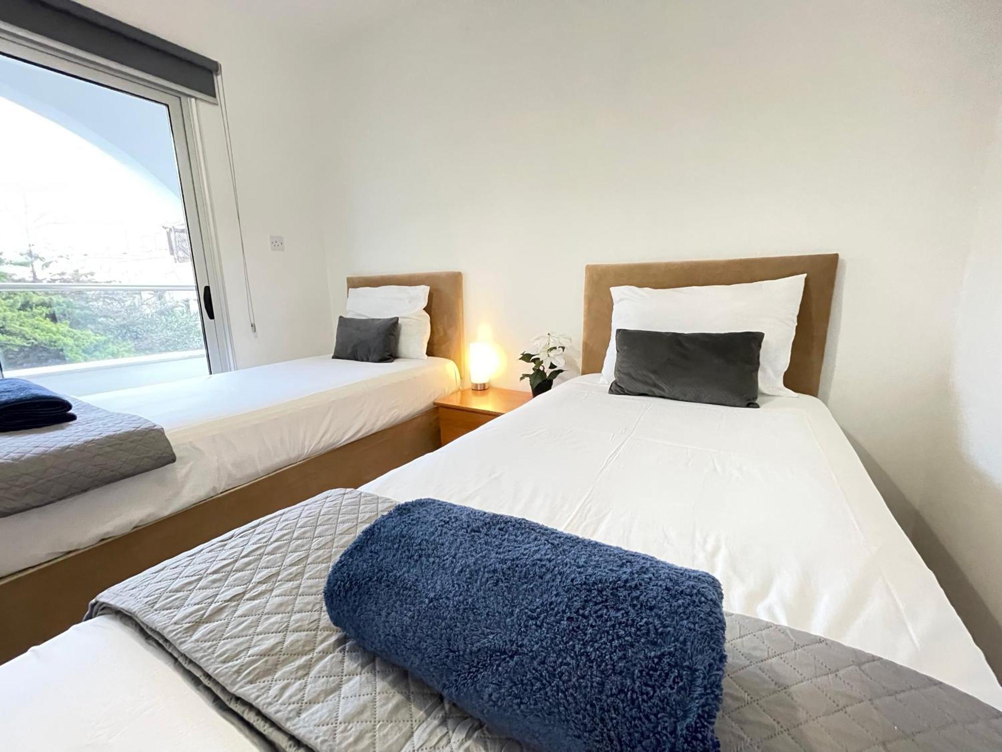 Aurora Holiday Apartment - アヤナパ エクステリア 写真