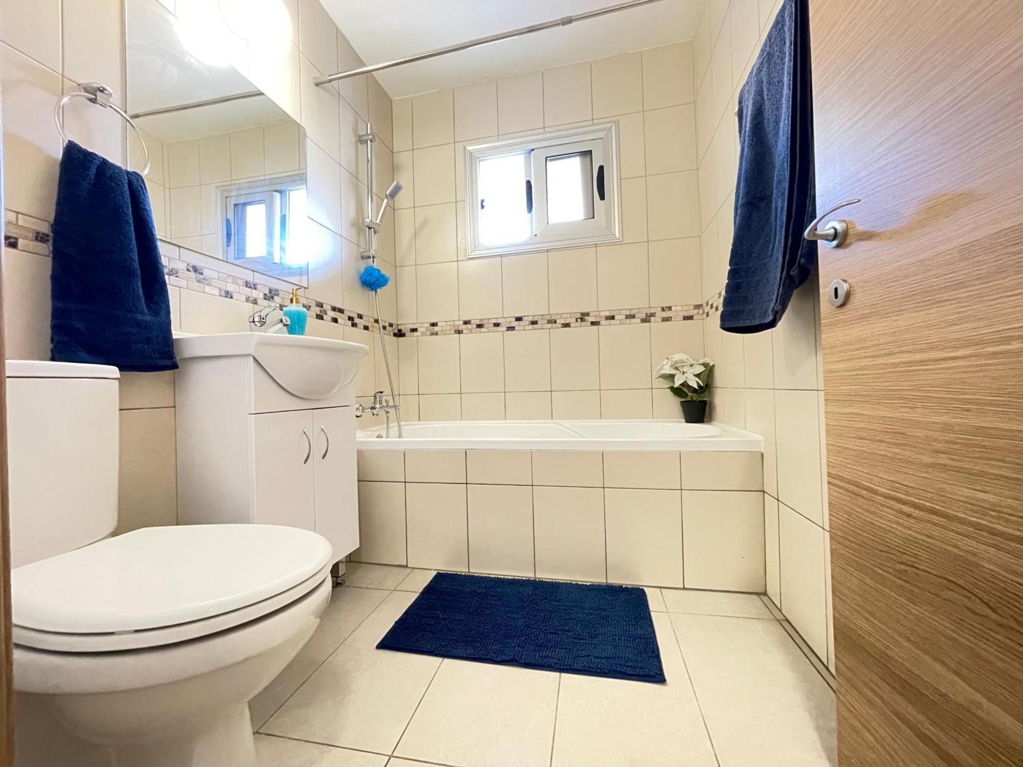 Aurora Holiday Apartment - アヤナパ エクステリア 写真